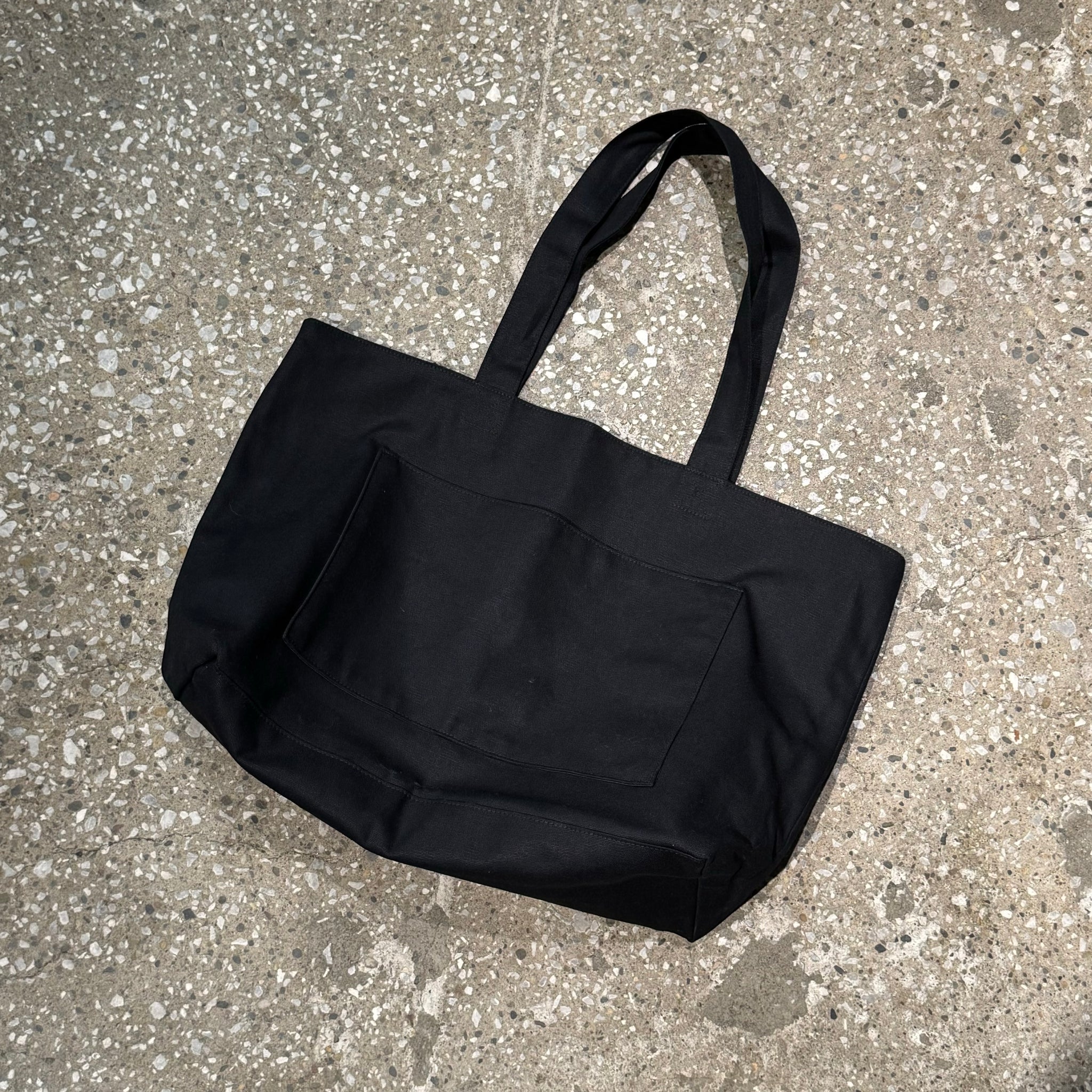 COMMUTER TOTE